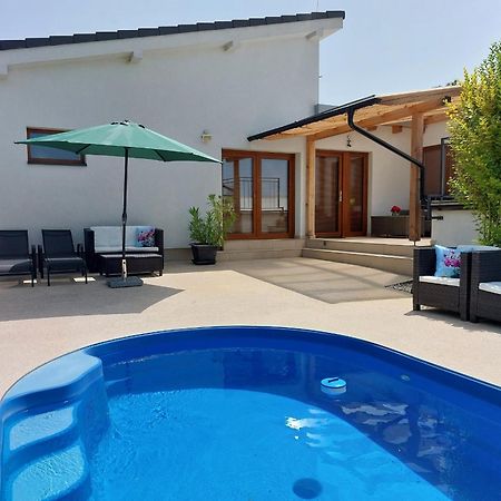 Village Romantic Apartments Near Cesky Krumlov (Adults Only) Strizov エクステリア 写真
