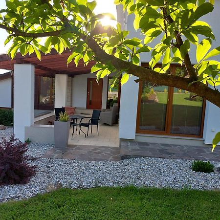 Village Romantic Apartments Near Cesky Krumlov (Adults Only) Strizov エクステリア 写真